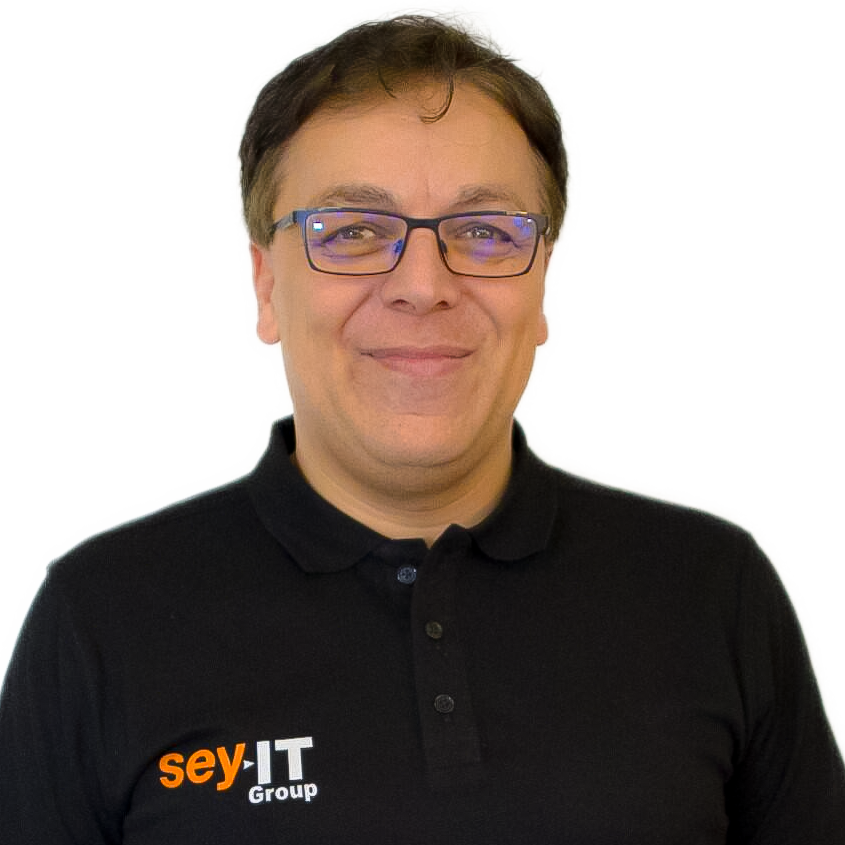 Seyit Üzümcü